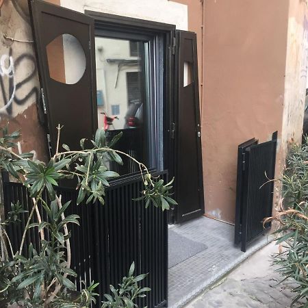 The Essential Trastevere Design Studio Ρώμη Εξωτερικό φωτογραφία