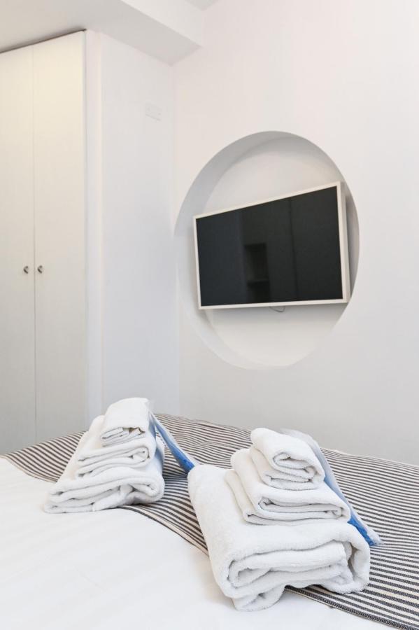 The Essential Trastevere Design Studio Ρώμη Εξωτερικό φωτογραφία