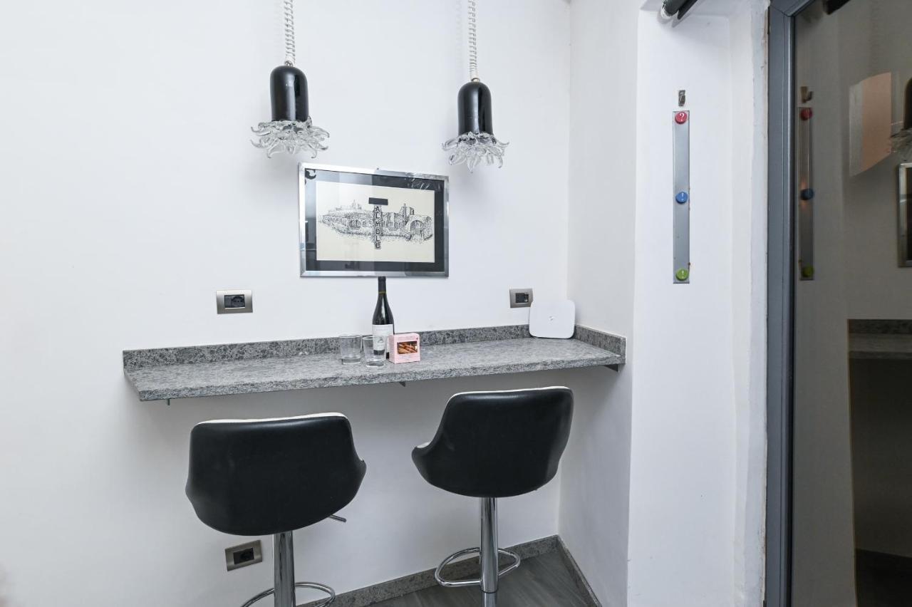 The Essential Trastevere Design Studio Ρώμη Εξωτερικό φωτογραφία